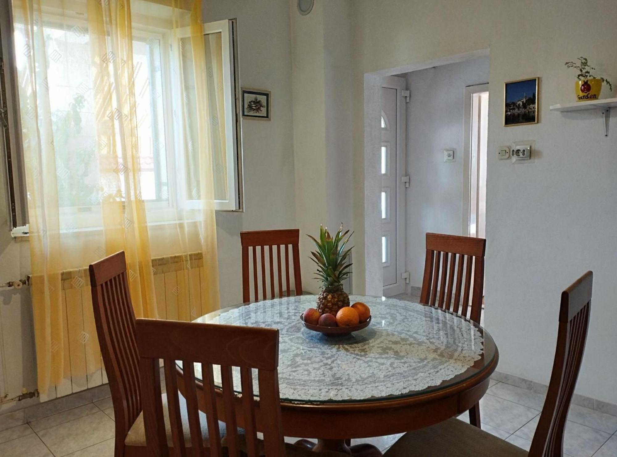 Apartments Gorana Splitska Bagian luar foto